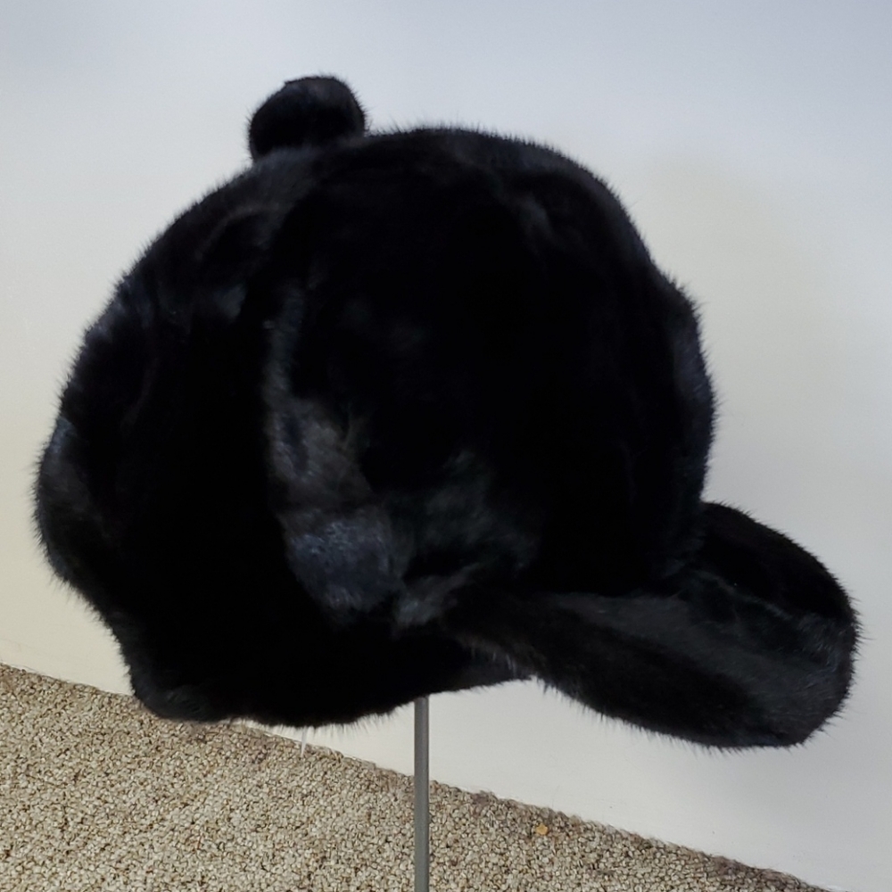 Black Mink Fur Sections Apple Cap - Picture 1 of 4